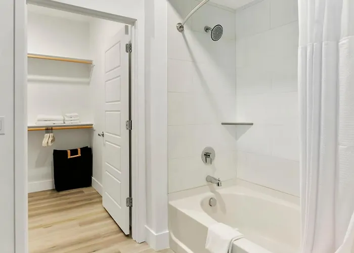 Premium One And Two Bedroom At Slate In Phoenix Arizona *